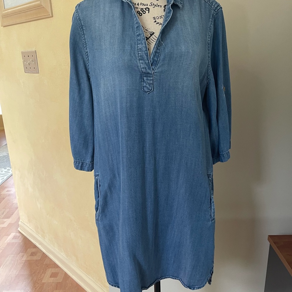 Denim. 3/4 roll up sleeve dress